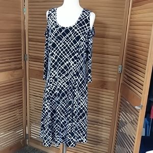 Geometric Print Cold Shoulder Midi Dress